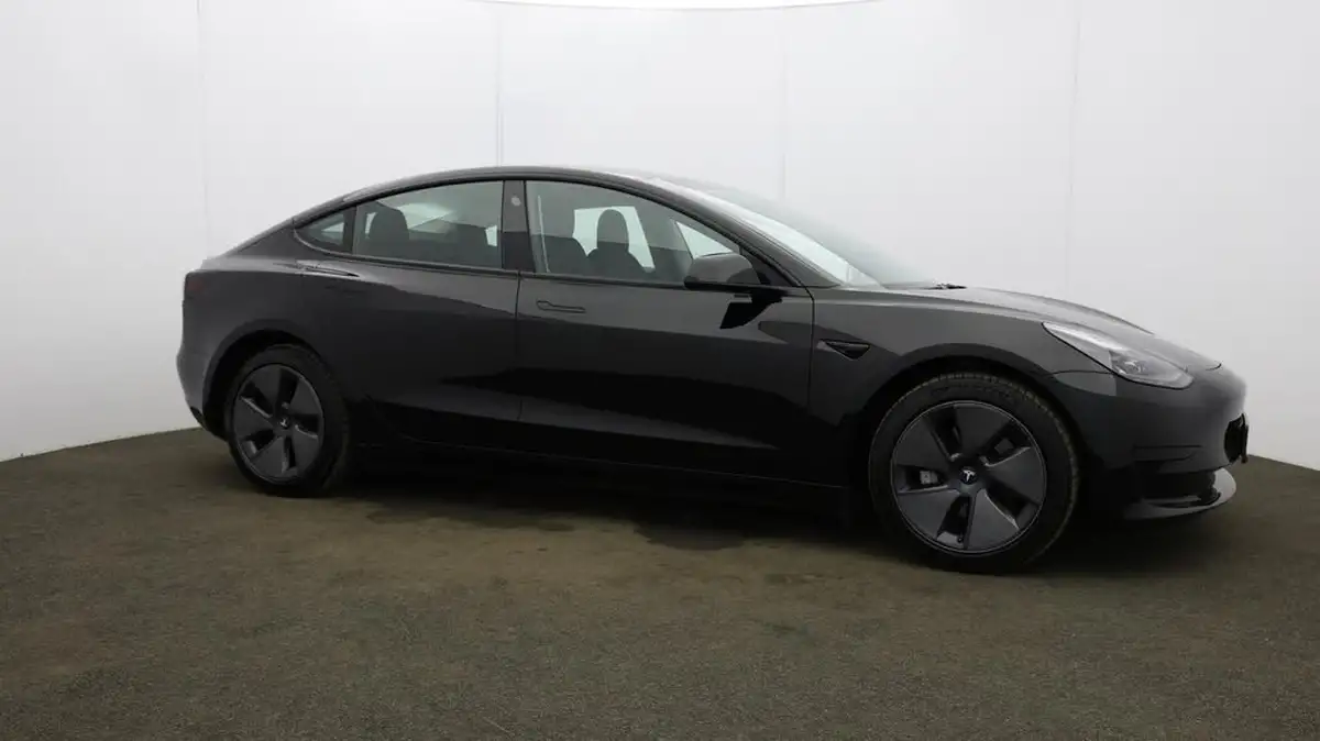 2021-tesla-model-3-e-standard-plus-big-50