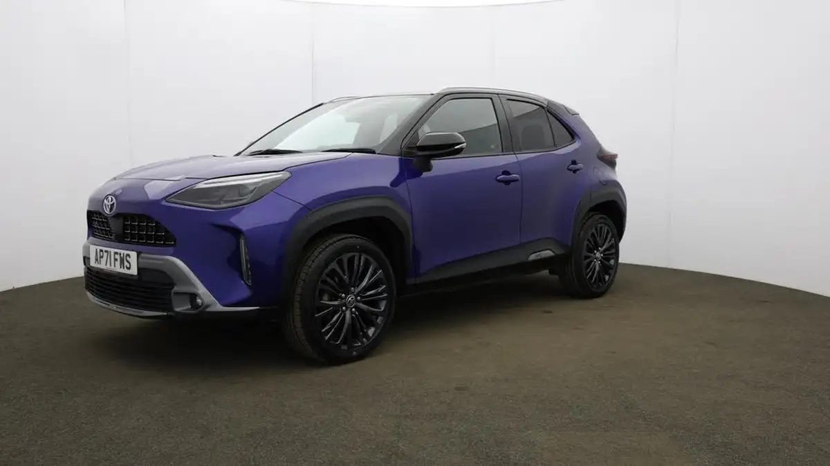 2022-toyota-yaris-cross-15-vvt-i-dynamic-big-19