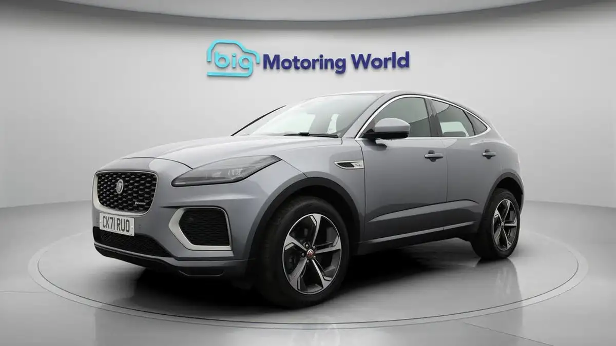 2021-jaguar-e-pace-20-d200-r-dynamic-se-big-3