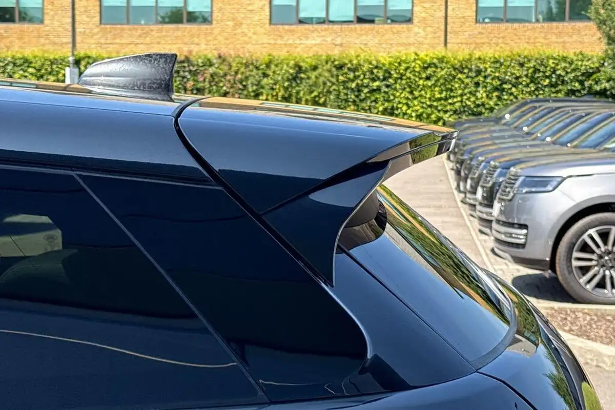 2022-land-rover-range-rover-evoque-20-d200-r-dynamic-hse-big-19