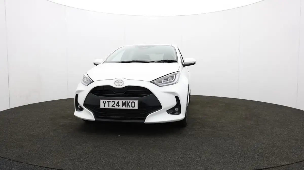 2024-toyota-yaris-15-vvt-i-design-big-58