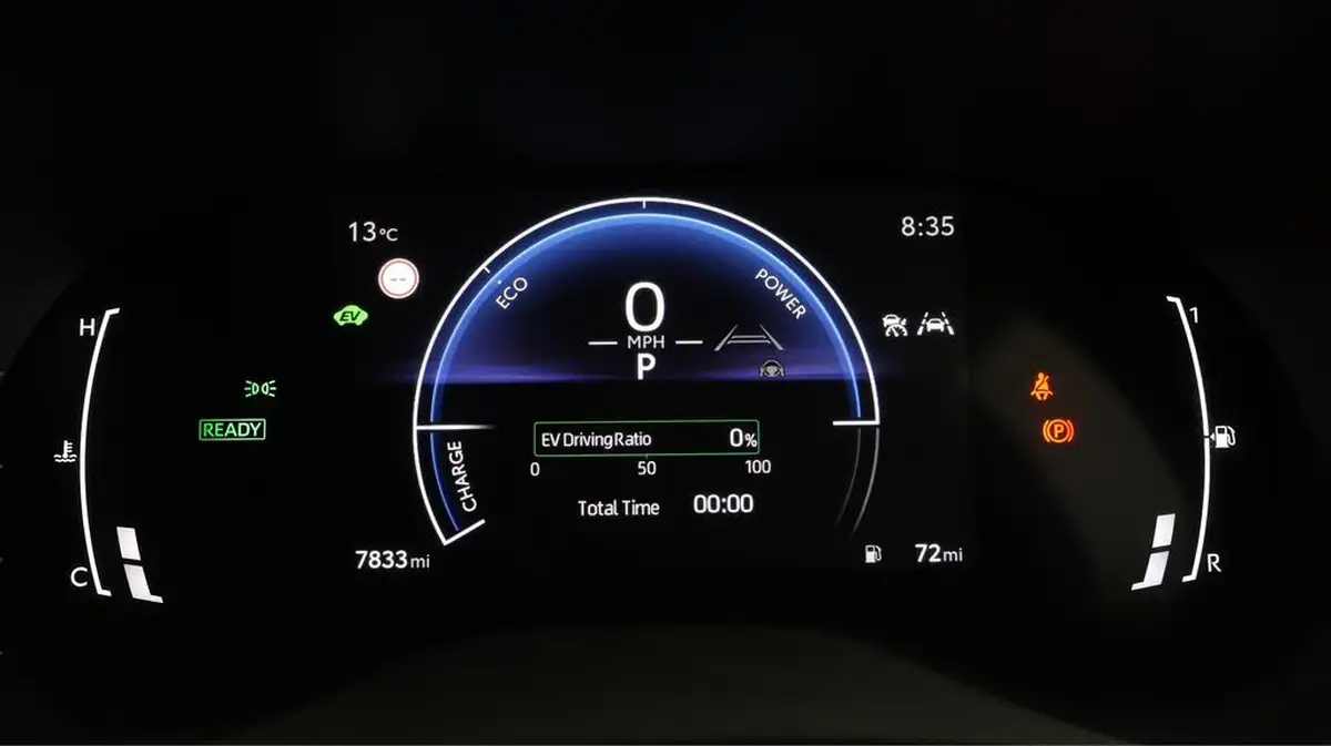 2024-toyota-yaris-15-vvt-i-design-big-10