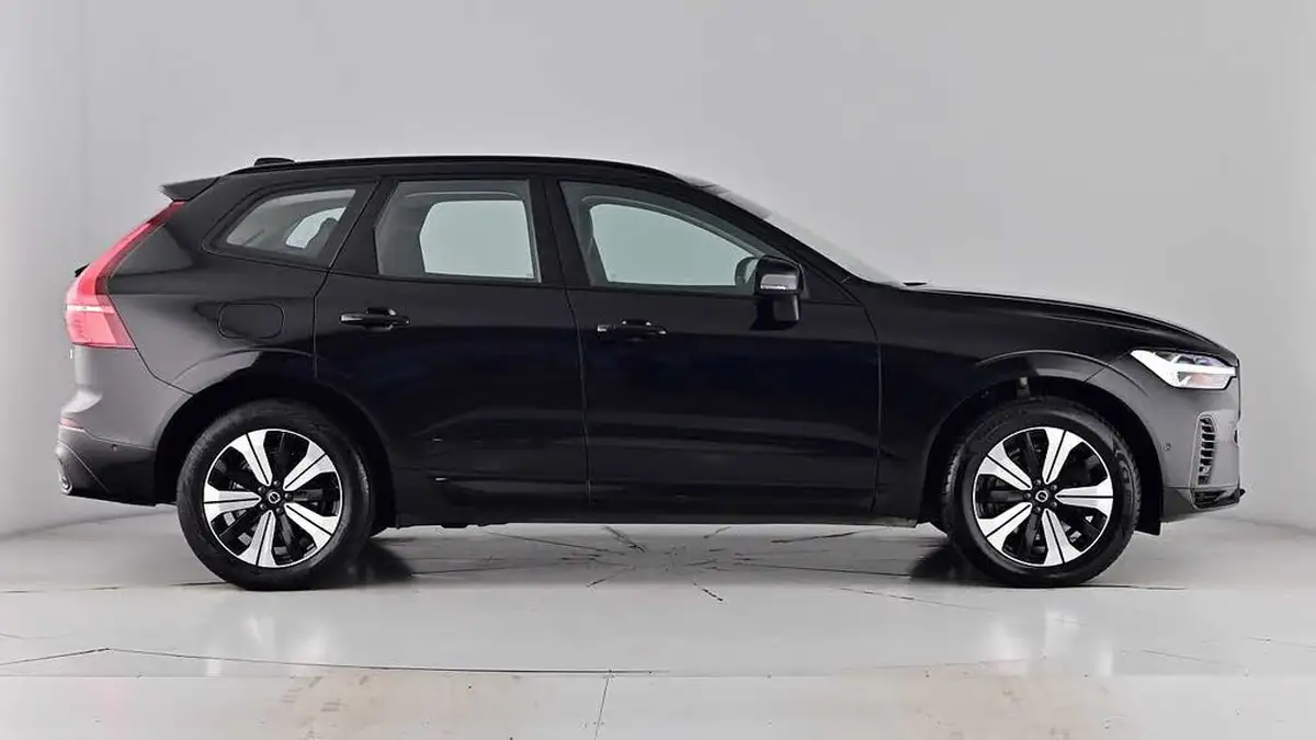 2023-volvo-xc60-20-b5-plus-big-2