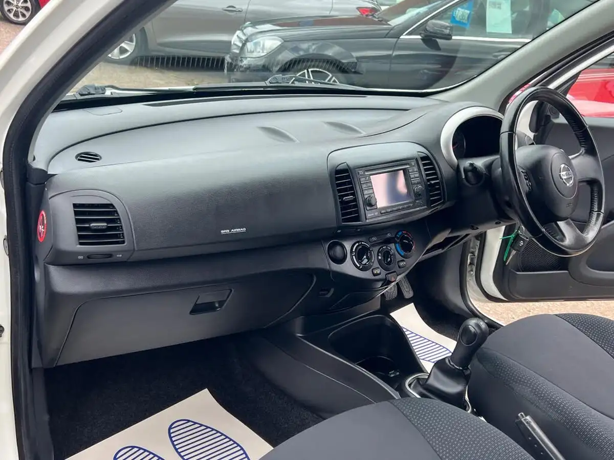 2010-nissan-micra-12-n-tec-5d-big-28