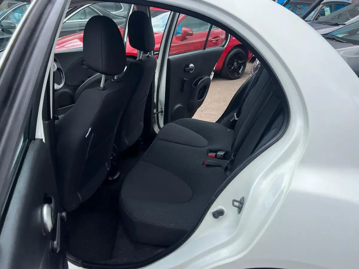2010-nissan-micra-12-n-tec-5d-big-4