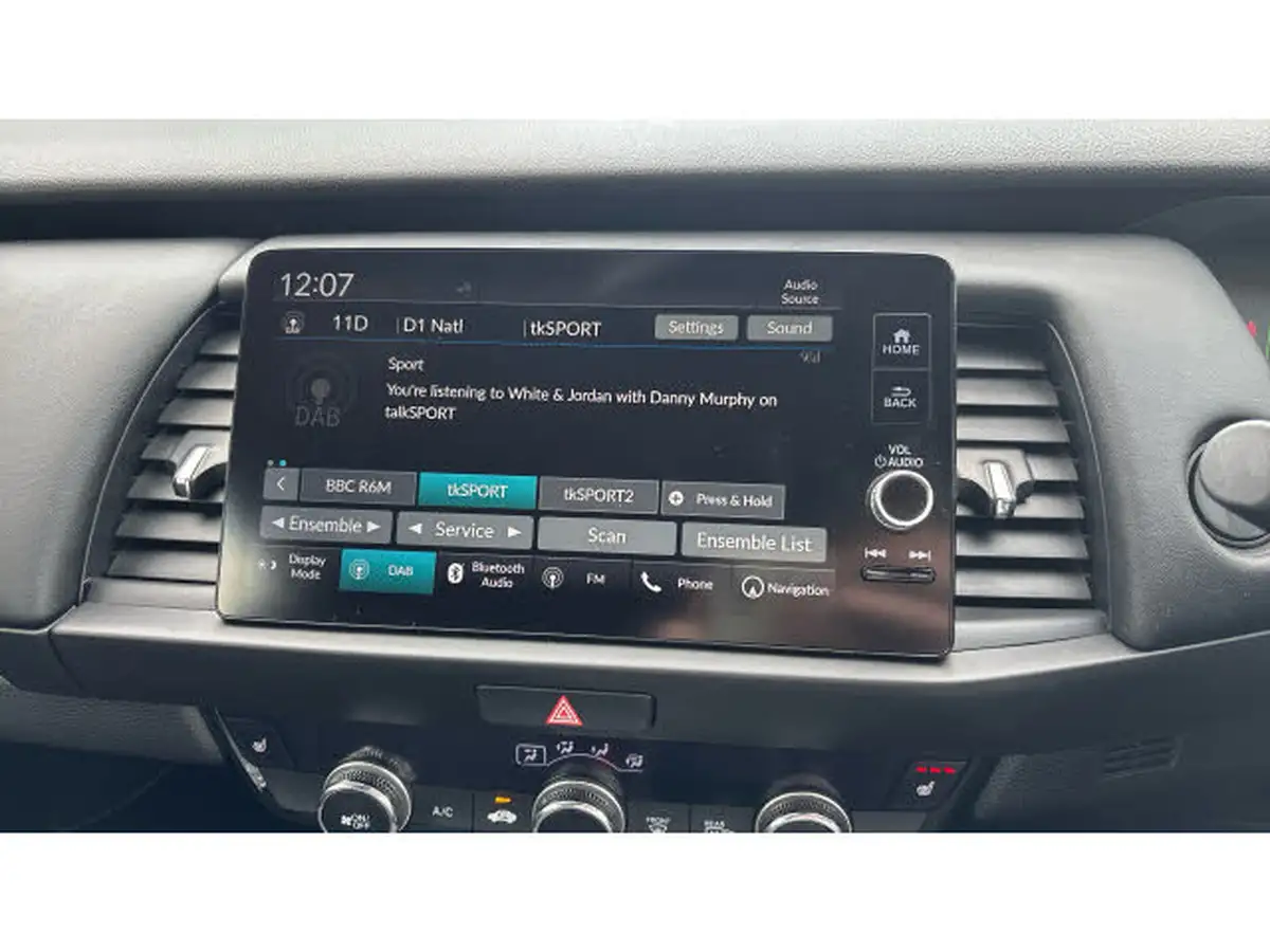2021-honda-jazz-15-i-mmd-ex-107ps-big-32