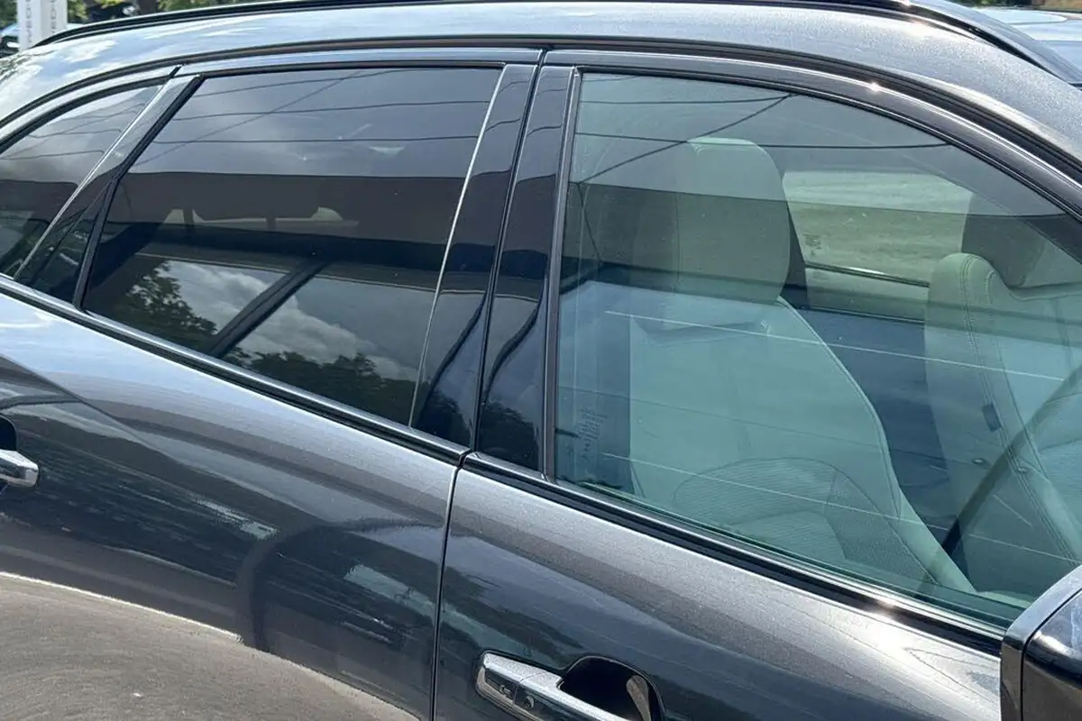 2023-jaguar-f-pace-20-p250-r-dynamic-se-black-big-18