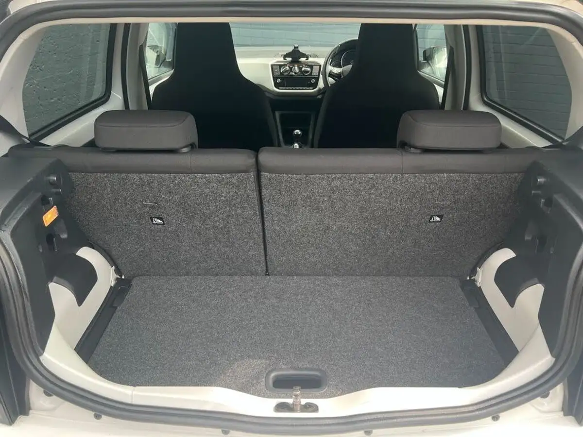 2017-volkswagen-up-10-high-up-75ps-5d-big-13