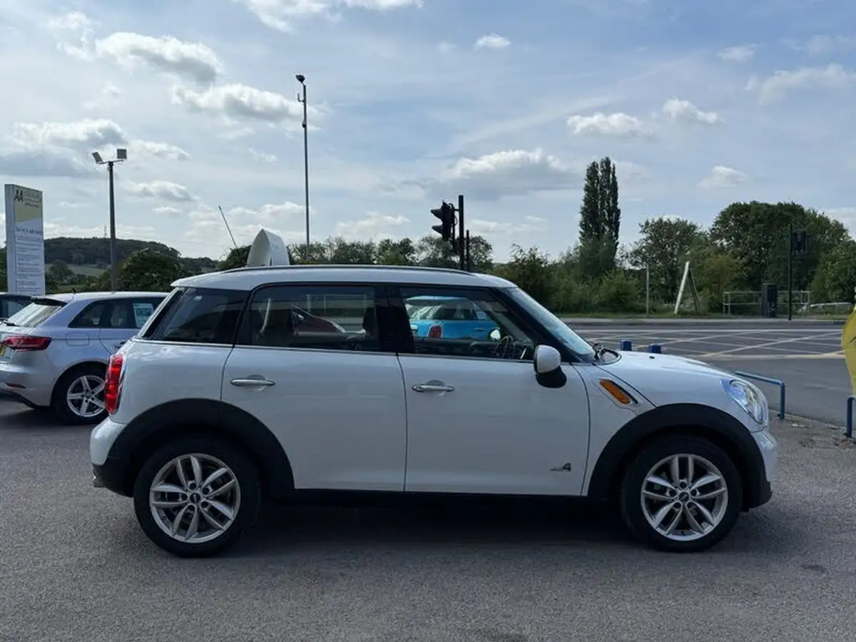 2012-mini-countryman-20td-cooper-d-112bhp-all4-pepper-auto-big-5