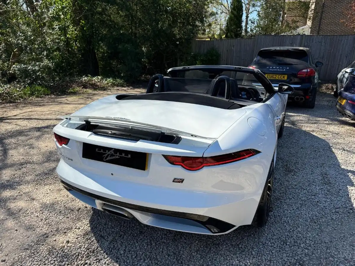 2020-jaguar-f-type-20-i4-chequered-flag-convertible-big-6