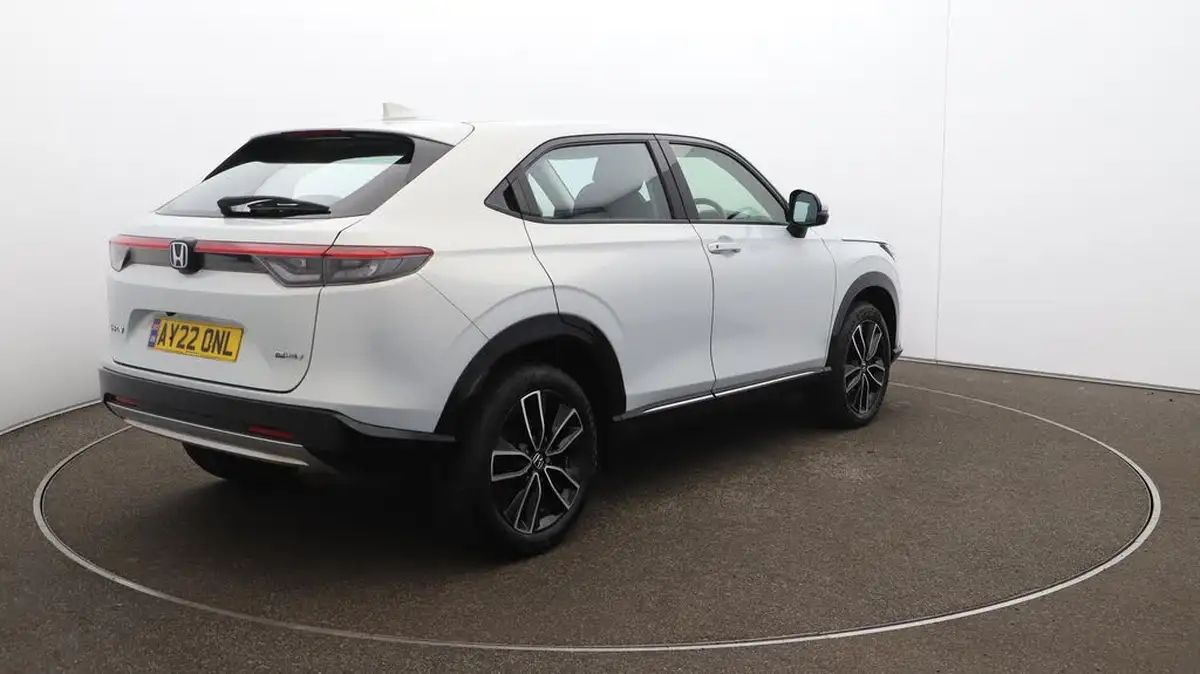 2022-honda-hr-v-15-i-mmd-advance-big-54