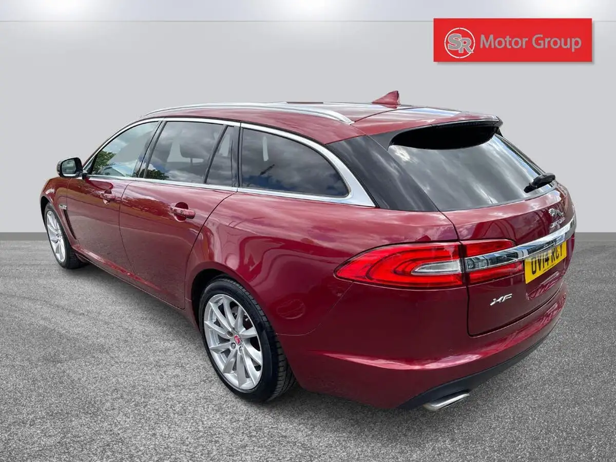 2014-jaguar-xf-30td-premium-luxury-sportbrake-5d-big-14