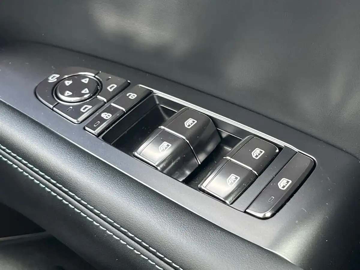 2025-byd-sealion-7-e-comfort-big-28