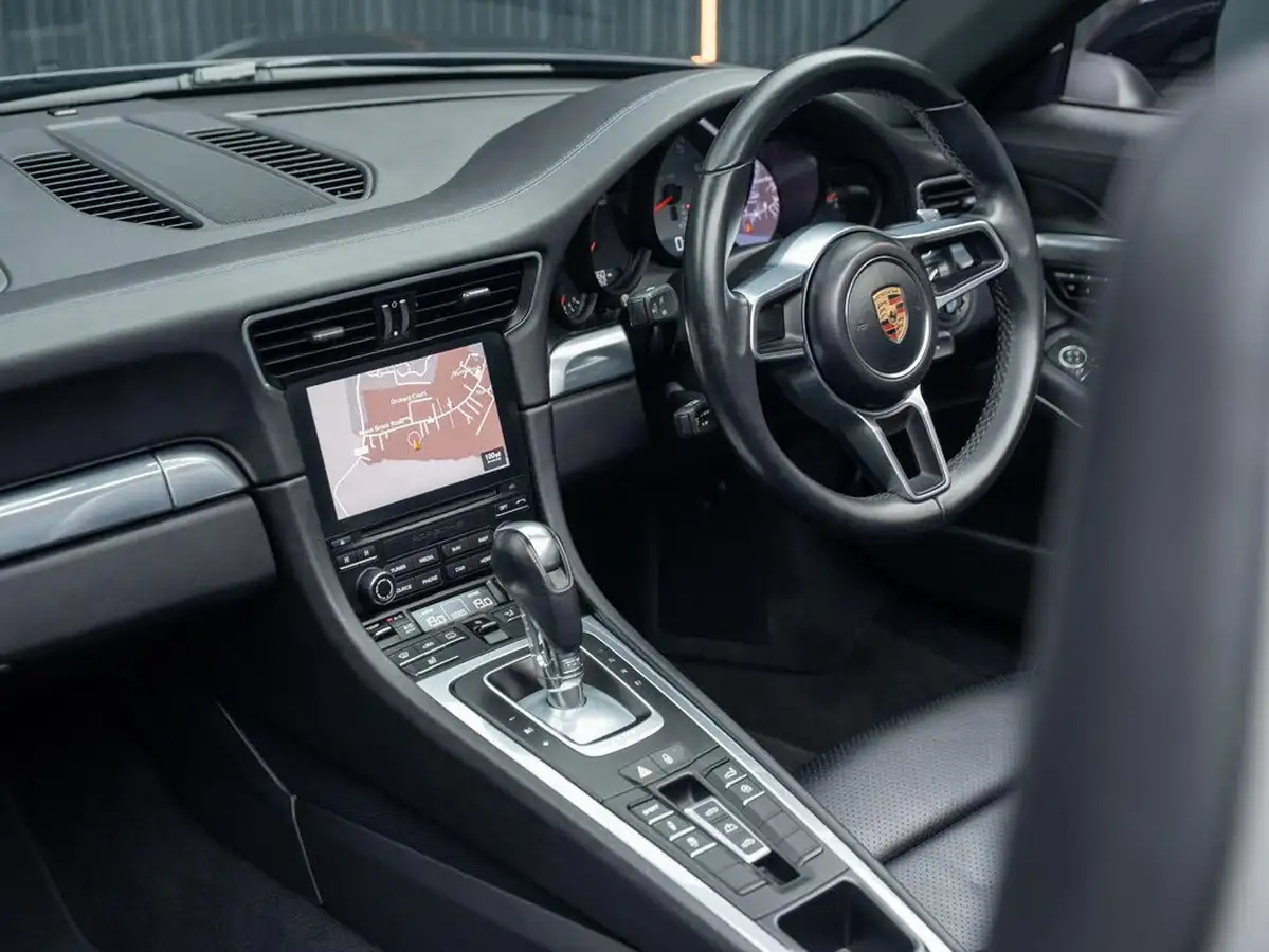 2016-porsche-911-30-carrera-s-cabriolet-pdk-big-31