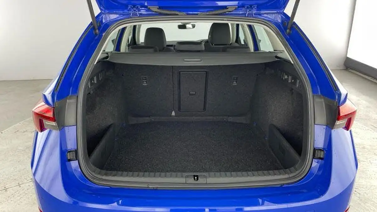 2022-skoda-octavia-20tdi-se-116ps-estate-big-26