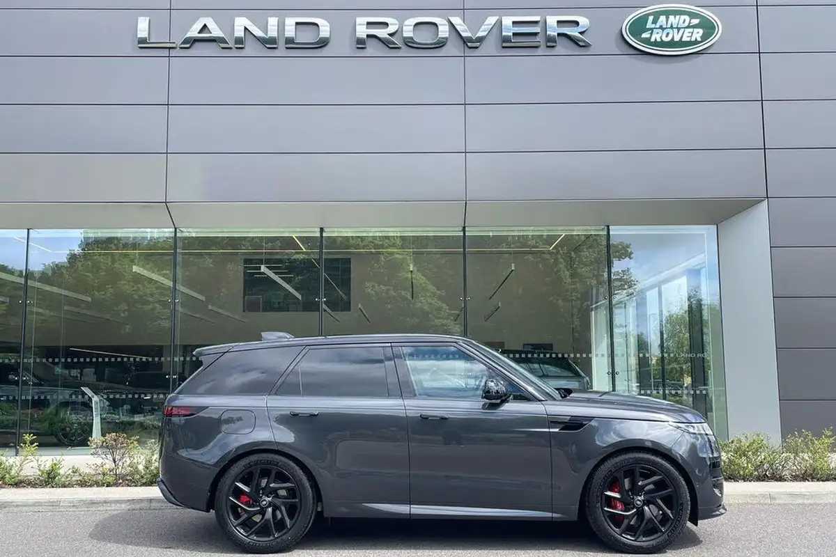 2025-land-rover-range-rover-sport-30-d250-edition-big-1