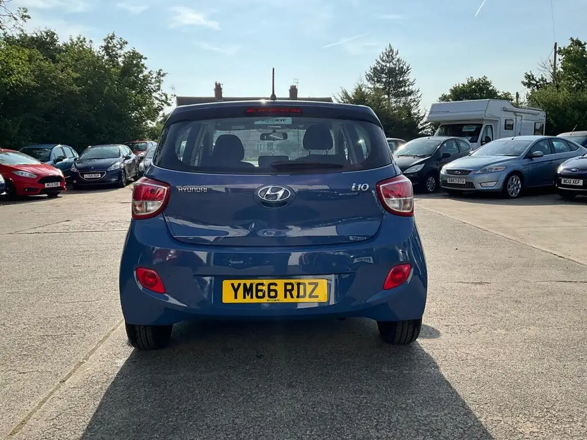 2017-hyundai-i10-10-se-big-18