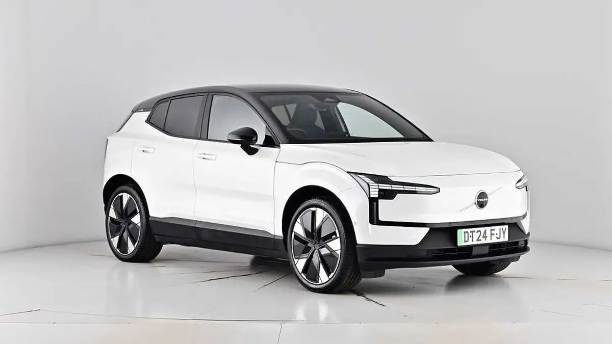 2024-volvo-ex30-e-single-motor-ultra-big-53
