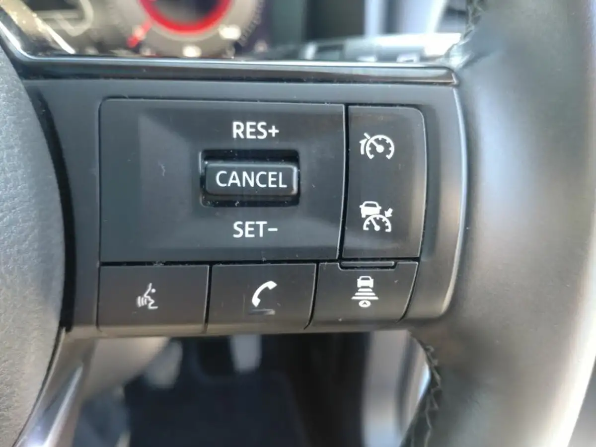 2022-nissan-qashqai-13-dig-t-n-connecta-140ps-big-14