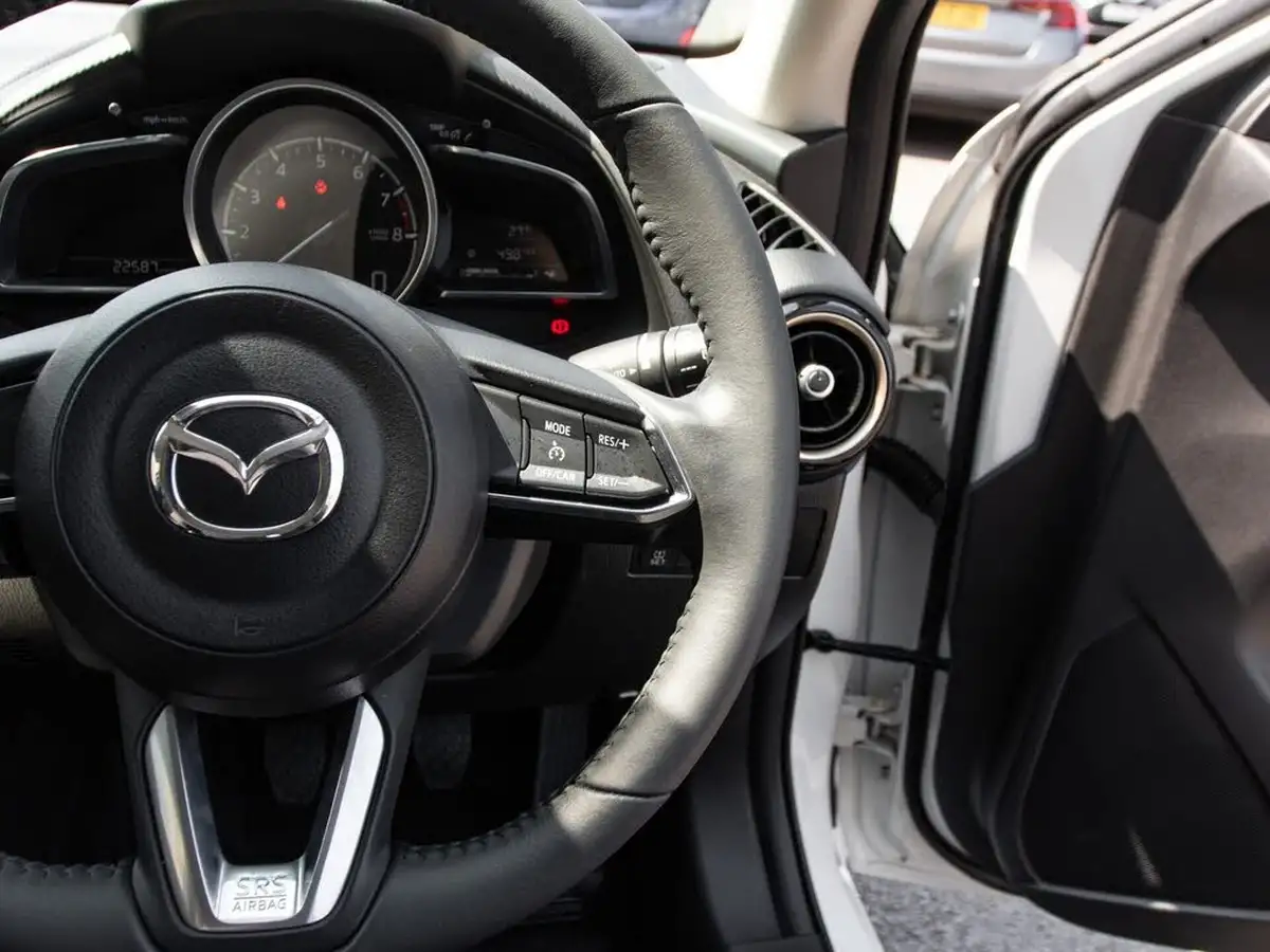 2019-mazda-mazda2-15-gt-sport-nav-115ps-big-20