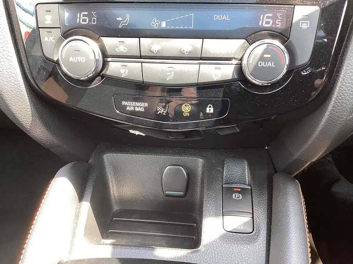2019-nissan-qashqai-13-dig-t-n-motion-140ps-big-30