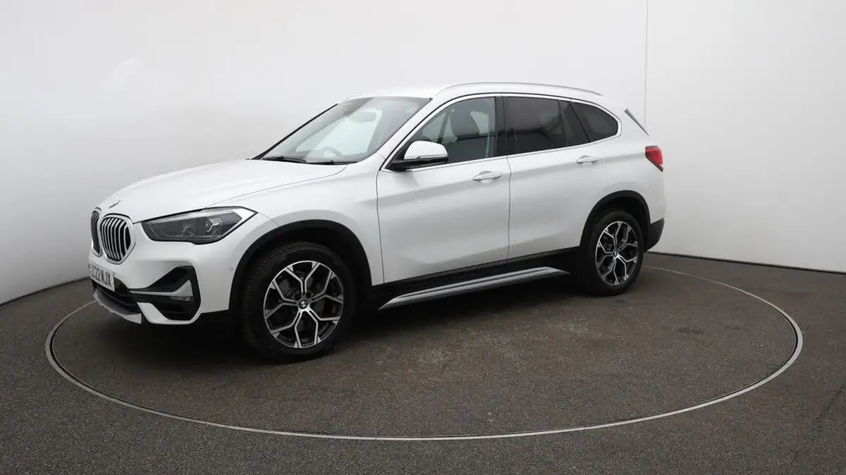 2022-bmw-x1-20-xdrive20i-xline-big-70