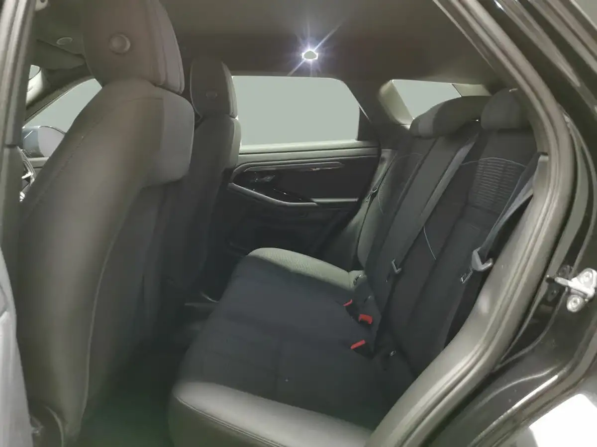 2021-land-rover-range-rover-evoque-20-d165-r-dynamic-big-32