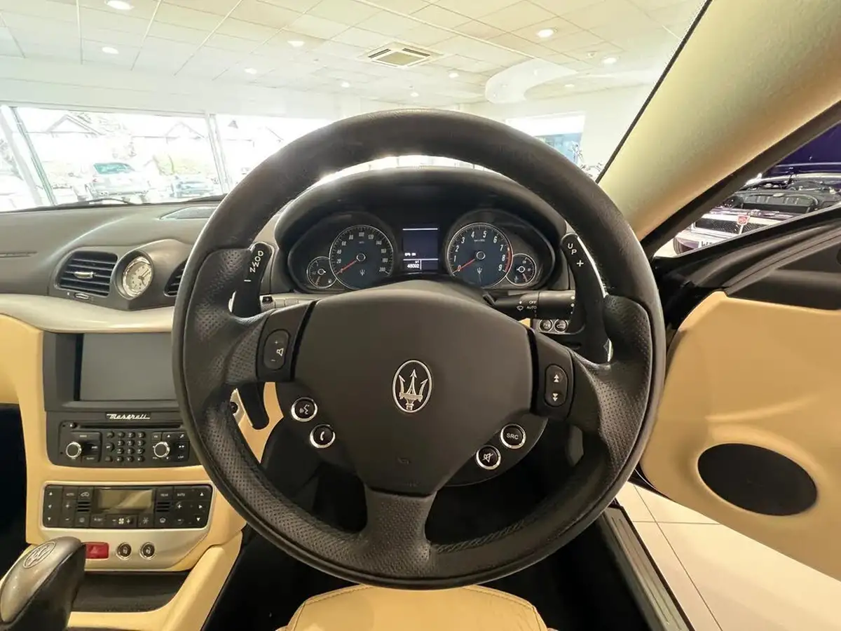 2010-maserati-granturismo-47-s-big-18