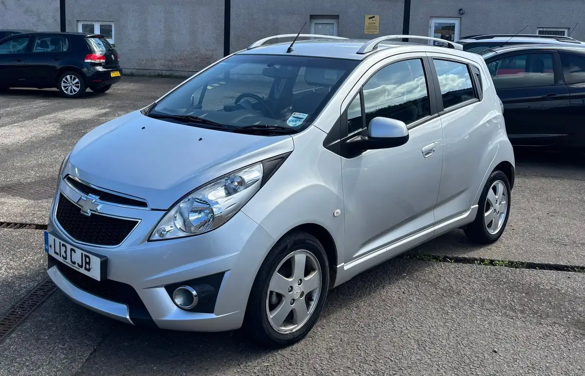 2012-chevrolet-spark-12-ls-big-2