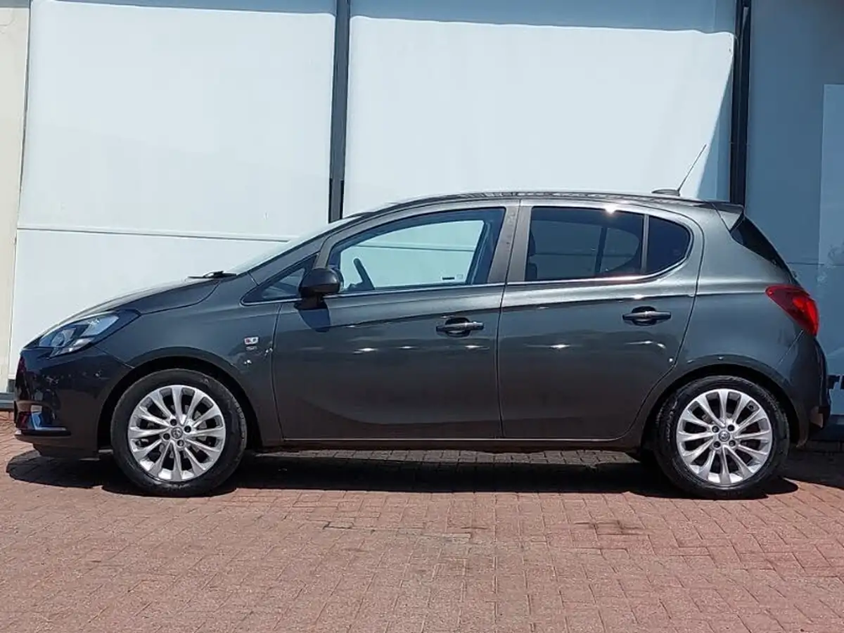 2017-vauxhall-corsa-14i-se-75ps-ecoflex-5d-big-3