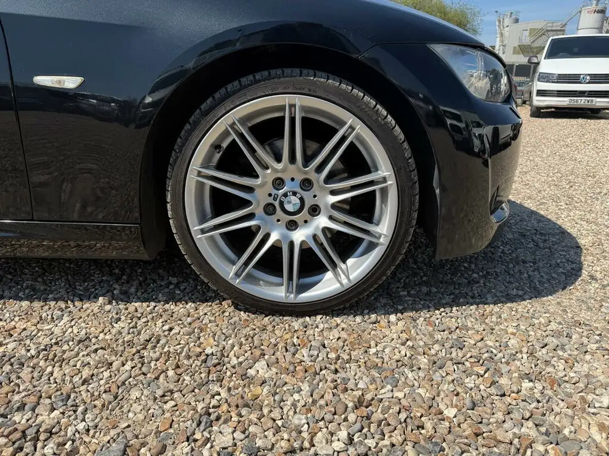 2009-bmw-3-series-20td-320d-m-sport-convertible-2d-big-42