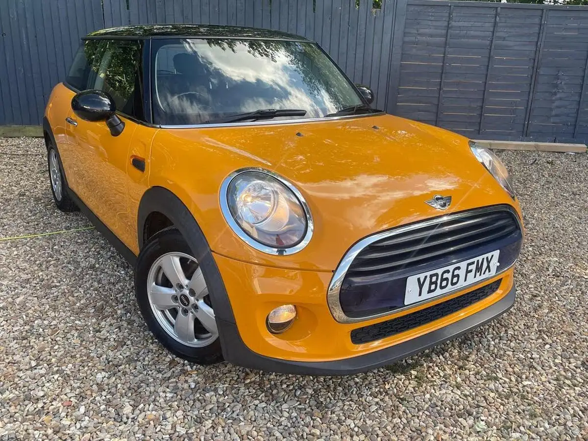2016-mini-cooper-15-cooper-ss-hatchback-3d-big-4