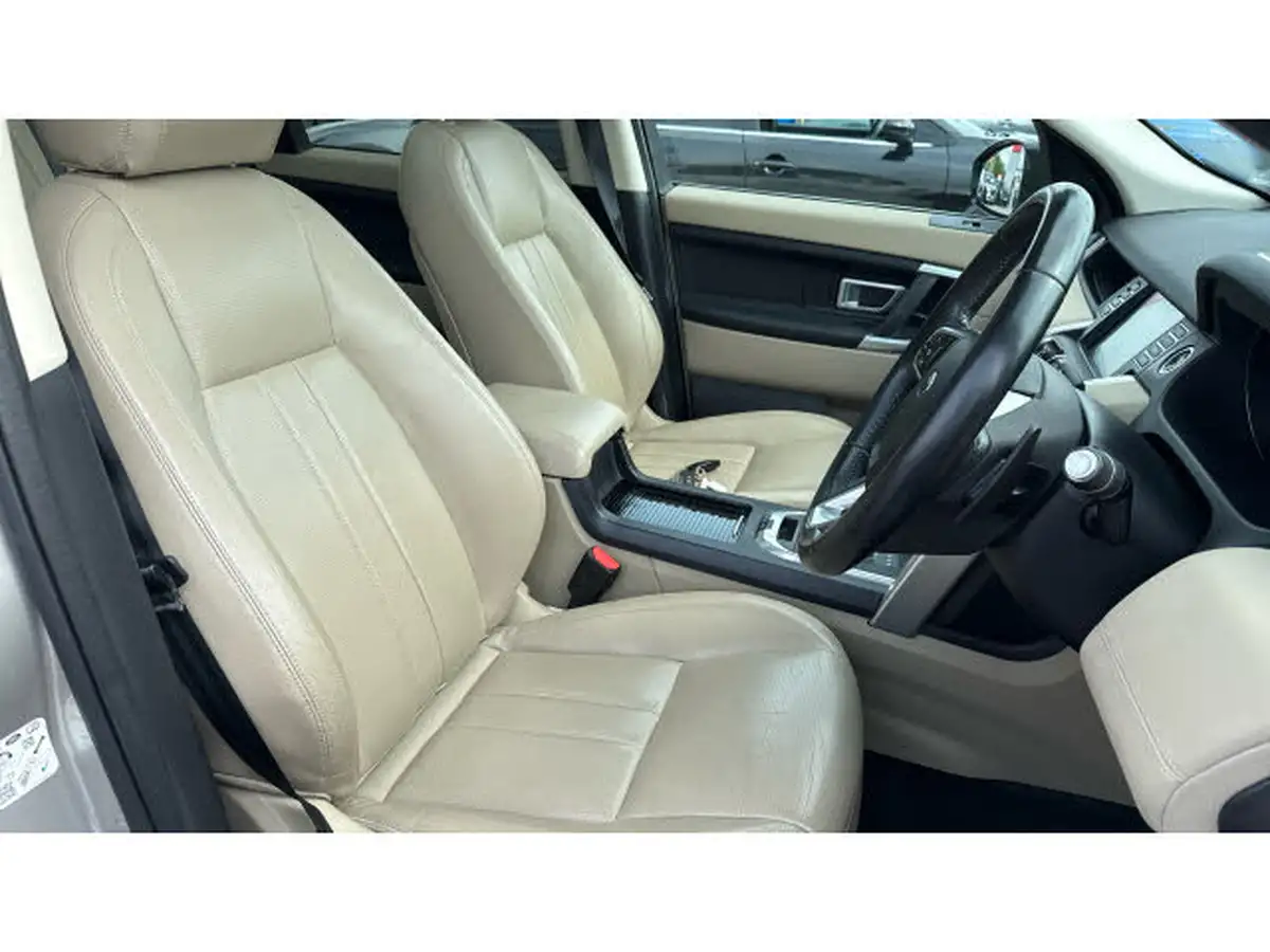2017-land-rover-discovery-sport-20td4-hse-black-180ps-station-wagon-big-33