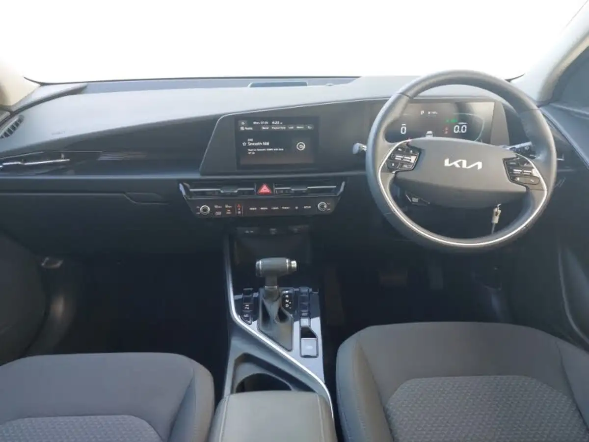 2023-kia-niro-16-gdi-2-180bhp-phev-111kwh-big-2