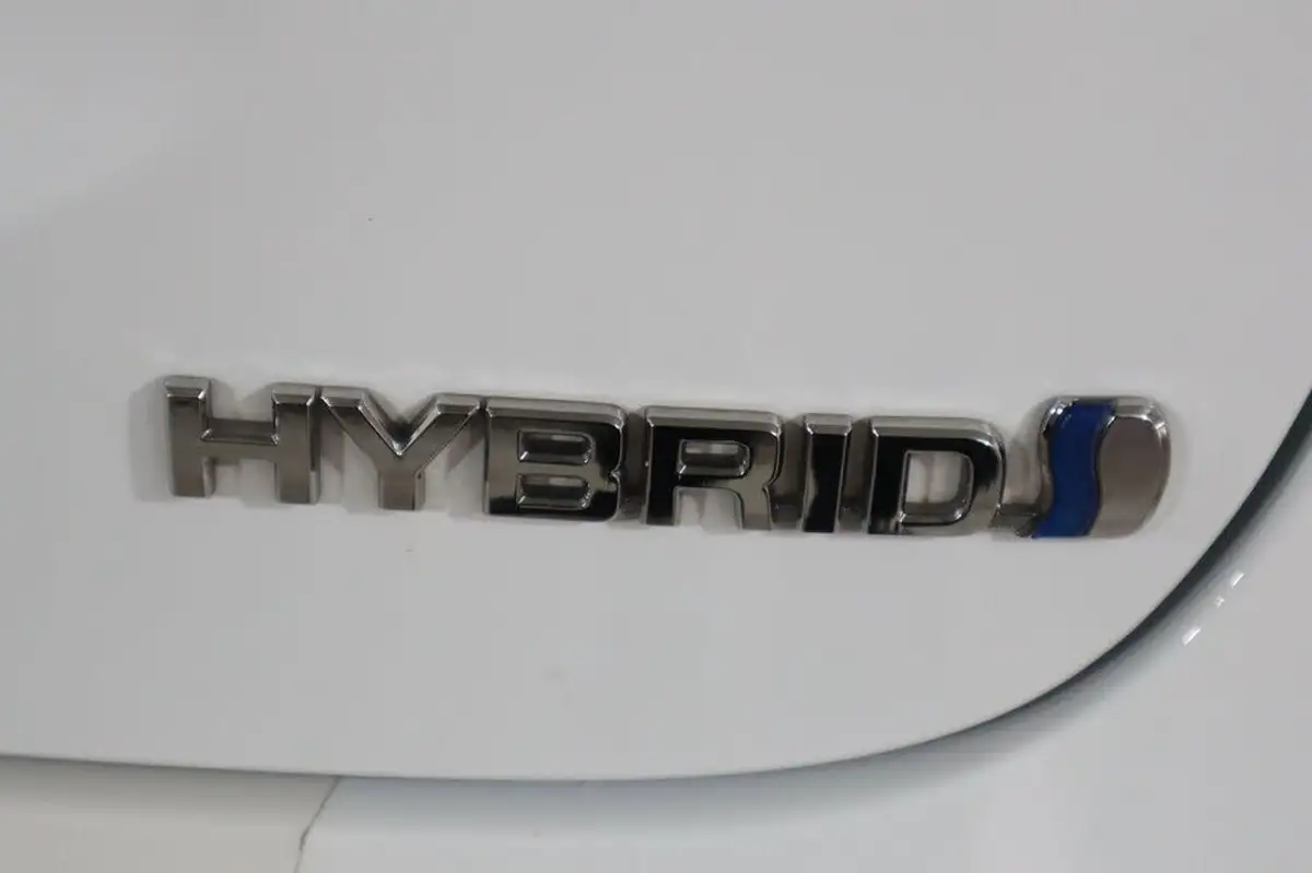 2022-toyota-yaris-15-vvt-i-design-panoramic-roof-big-46