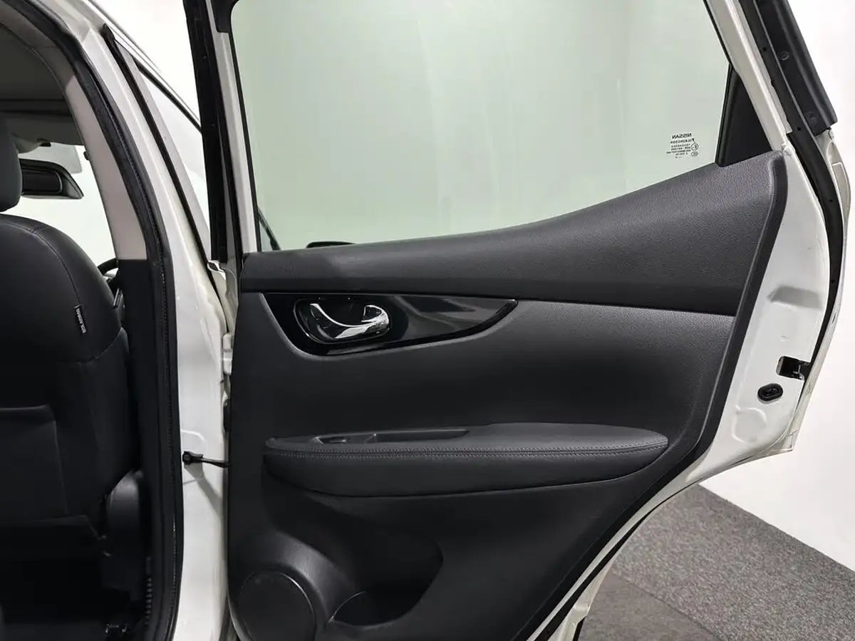2016-nissan-qashqai-15dci-tekna-big-42