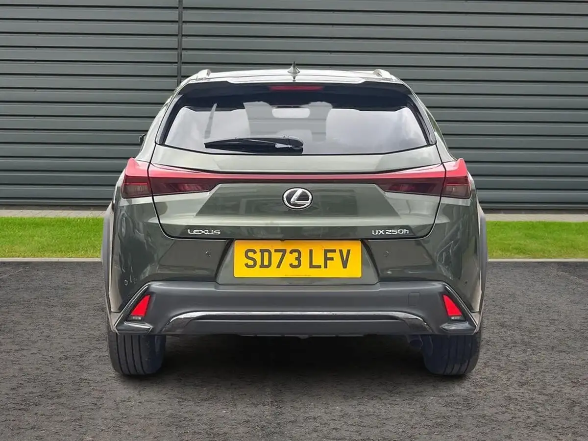 2023-lexus-ux-250h-20-f-sport-design-big-3