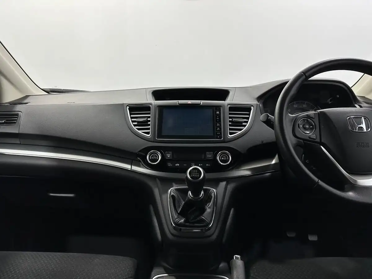 2016-honda-cr-v-16-i-dtec-se-honda-connect-with-navi-dasp-120ps-big-18