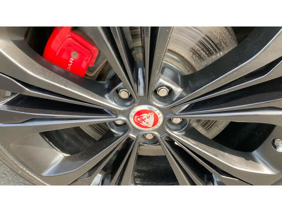 2023-jaguar-xf-20-p300-300-sport-saloon-4d-big-34