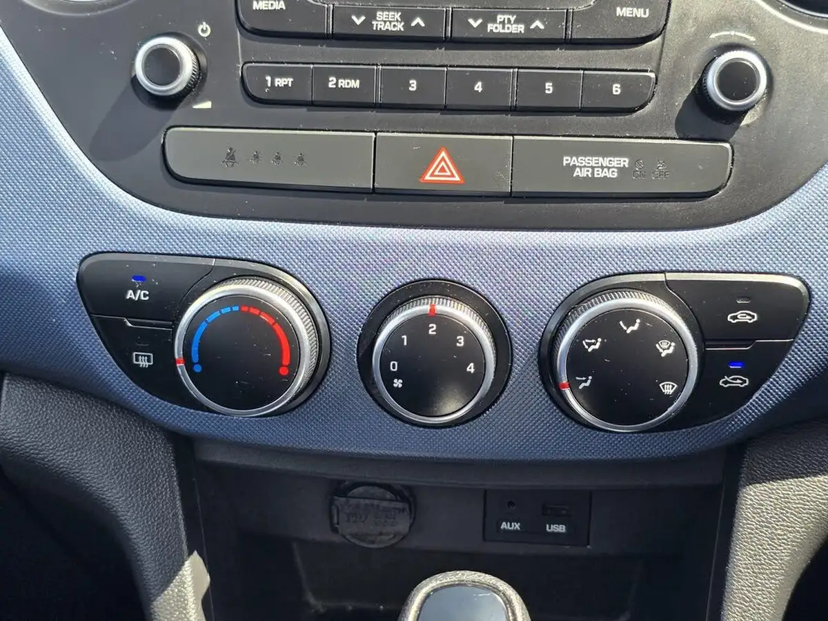 2016-hyundai-i10-12-se-auto-big-20