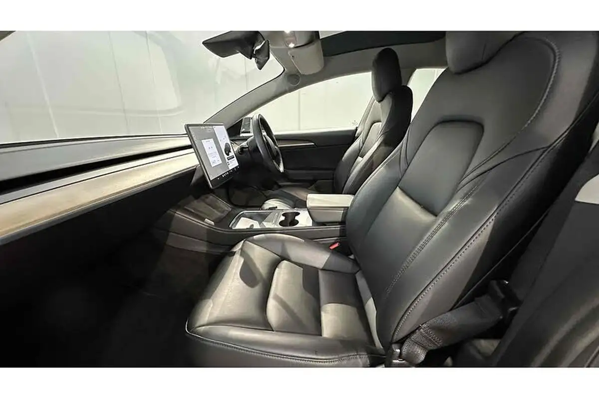 2021-tesla-model-3-e-long-range-4x4-big-16