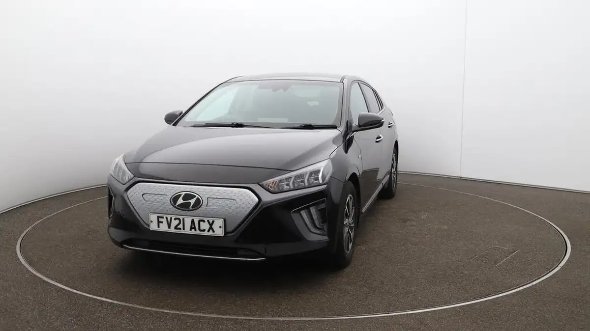 2021-hyundai-ioniq-e-premium-se-electric-100kw-big-33