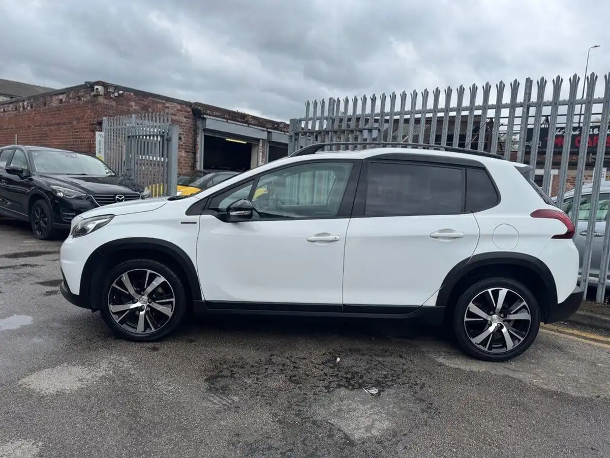 2017-peugeot-2008-suv-12-puretech-gt-line-110bhp-eat6-big-4