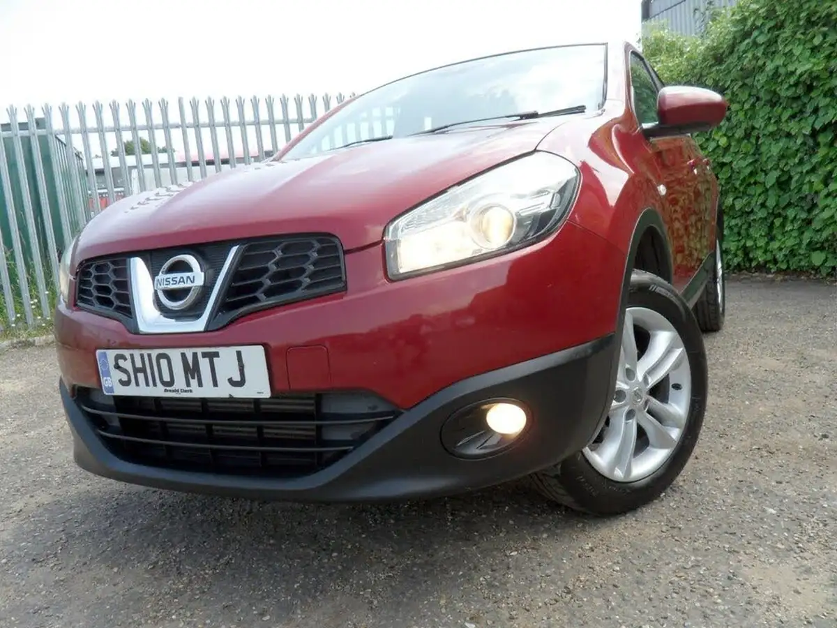 2010-nissan-qashqai-15td-acenta-big-13