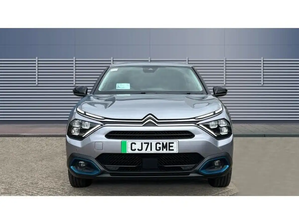 2022-citroen-c4-e-shine-big-2