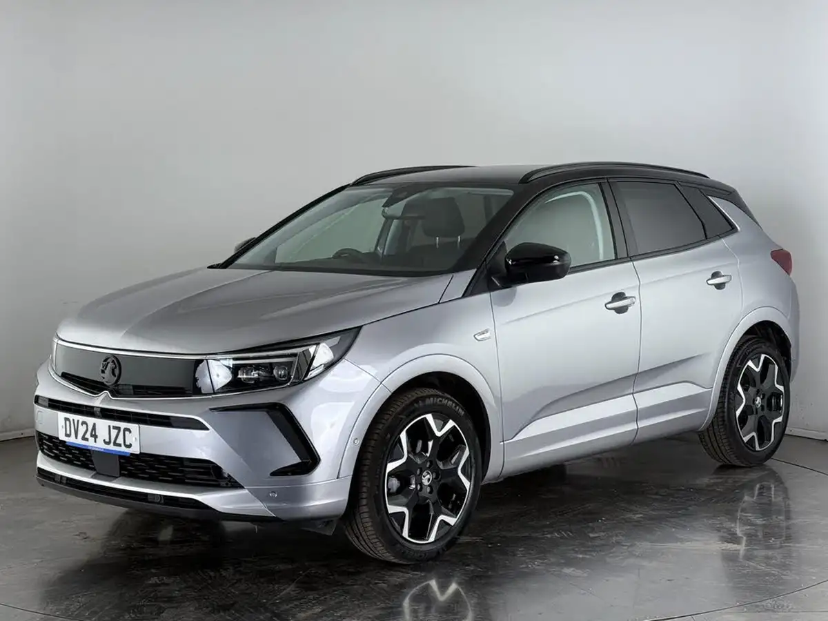 2024-vauxhall-grandland-12-ultimate-130ps-auto-big-3