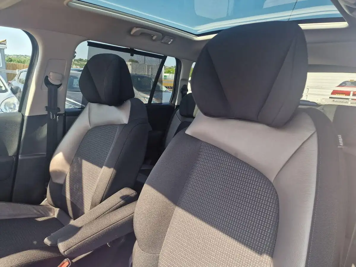 2017-citroen-grand-c4-picasso-16bluehdi-exclusive-eat6-big-50