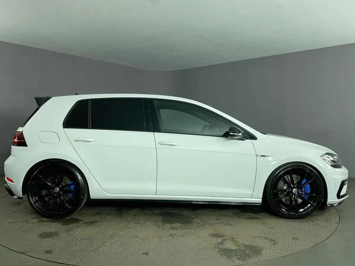 2017-volkswagen-golf-20-tsi-r-310ps-4motion-ss-hatchback-5d-dsg-big-8