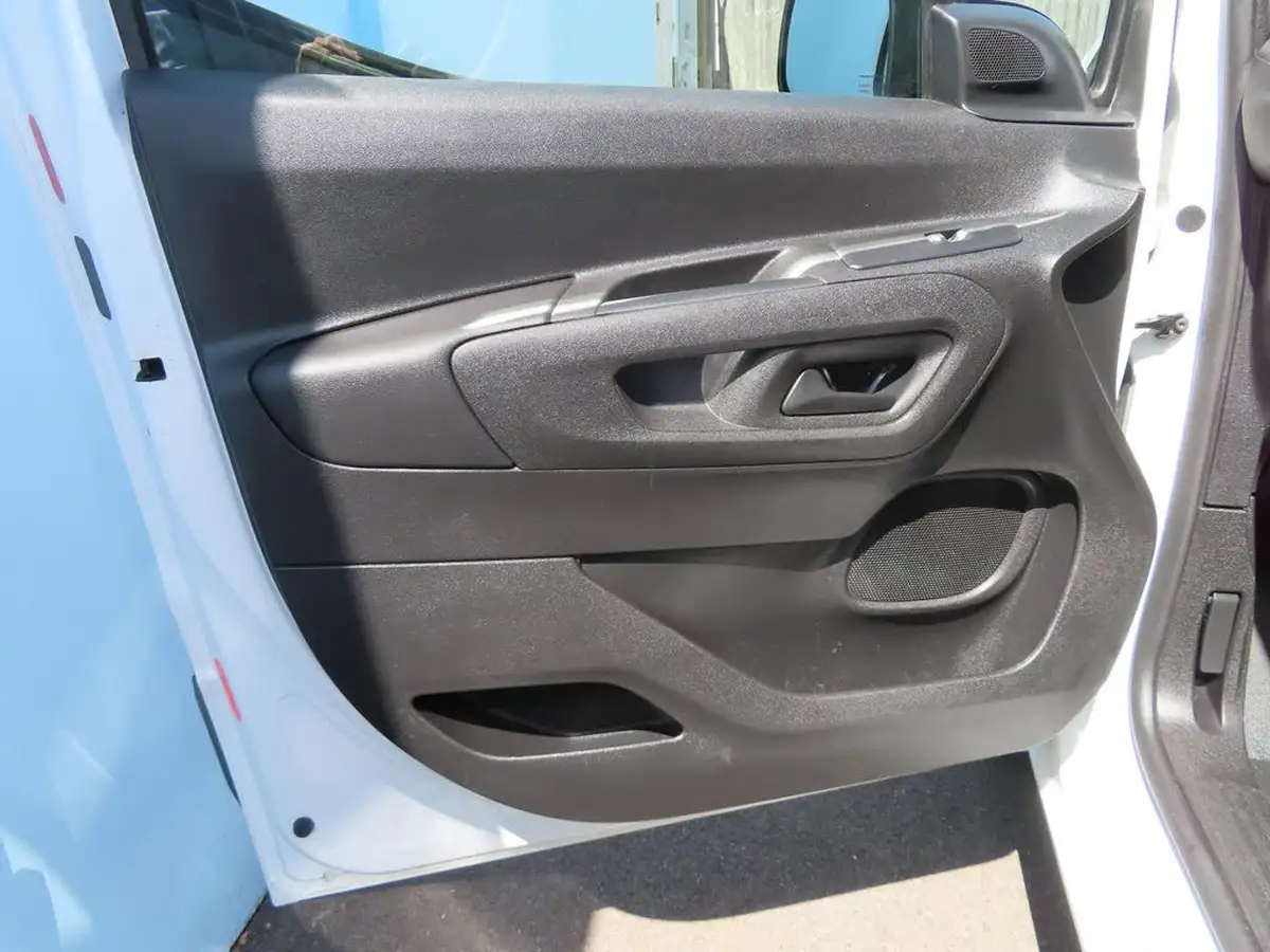 2020-vauxhall-combo-15cdti-sportive-2300-100pseu6d-t-l2h1-crewcab-big-28