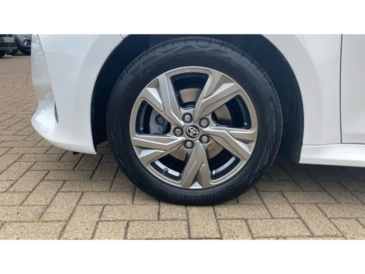 2024-toyota-yaris-15-vvt-i-icon-big-29